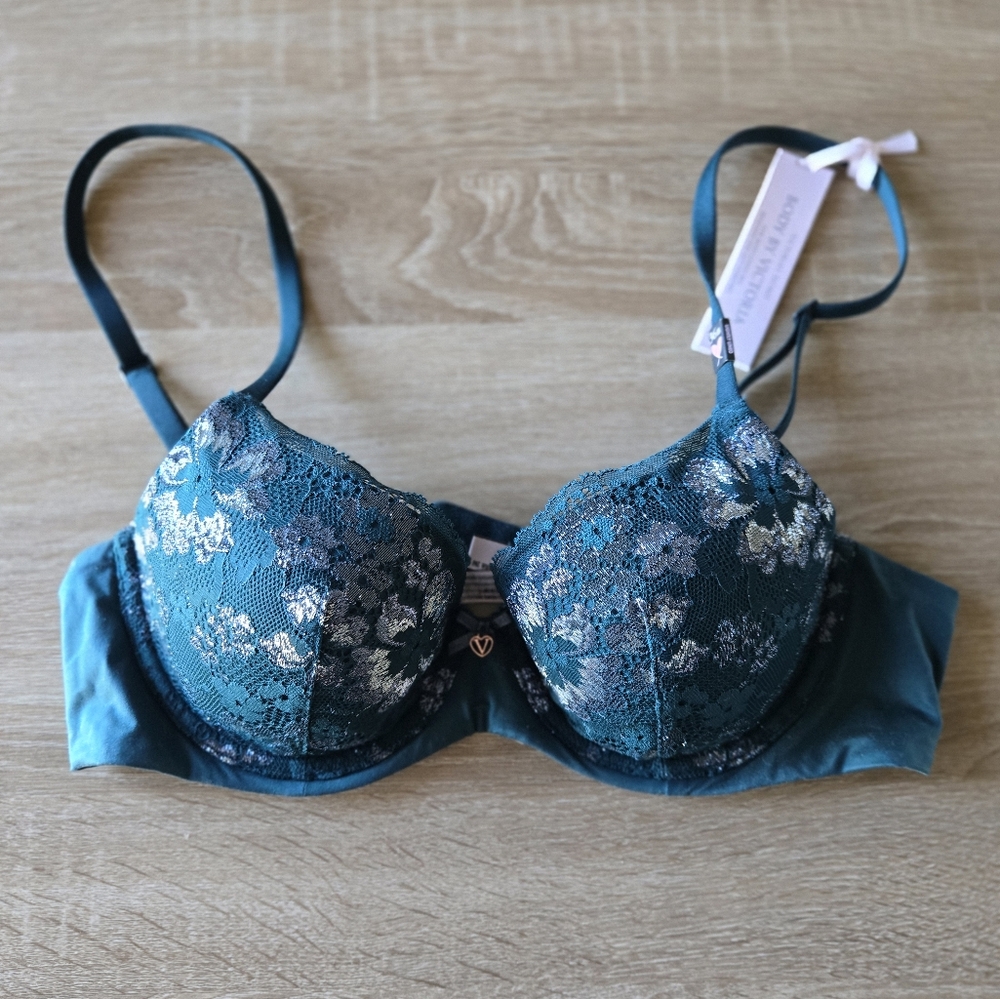 Body By Victoria Secret Bra